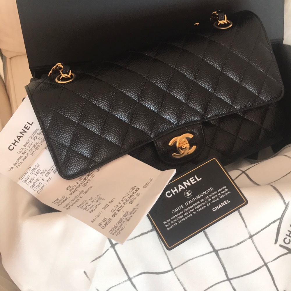 🌹🌹CHANEL CLASSIC FLAP🌹🌹.   NWT